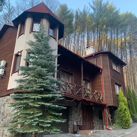 Elf-Cottage-2